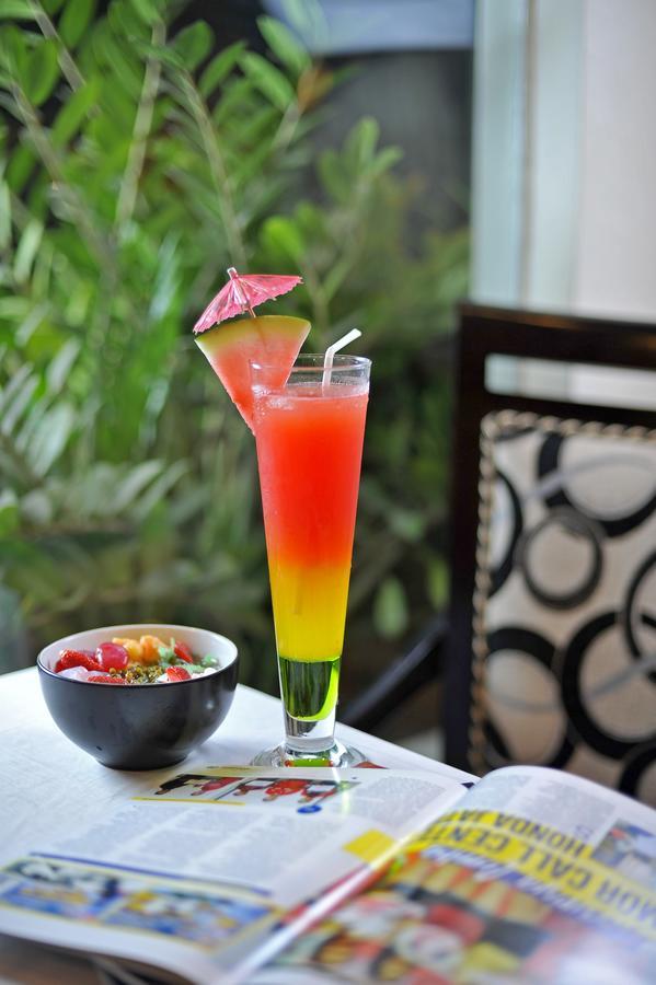 The Sun Hotel Sidoarjo Exteriér fotografie