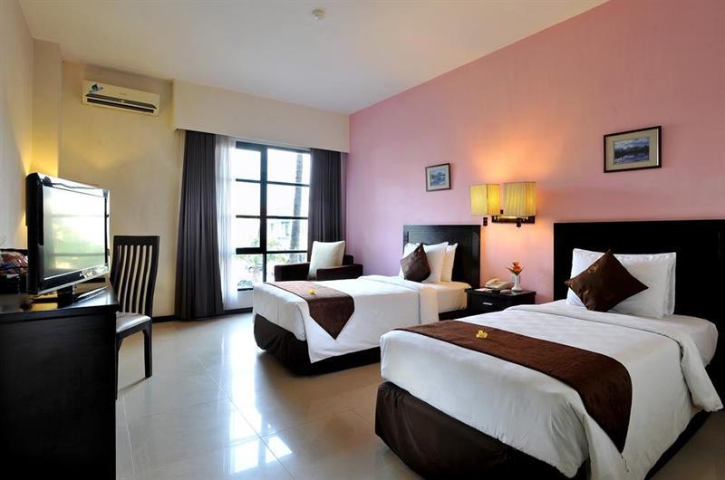 The Sun Hotel Sidoarjo Exteriér fotografie